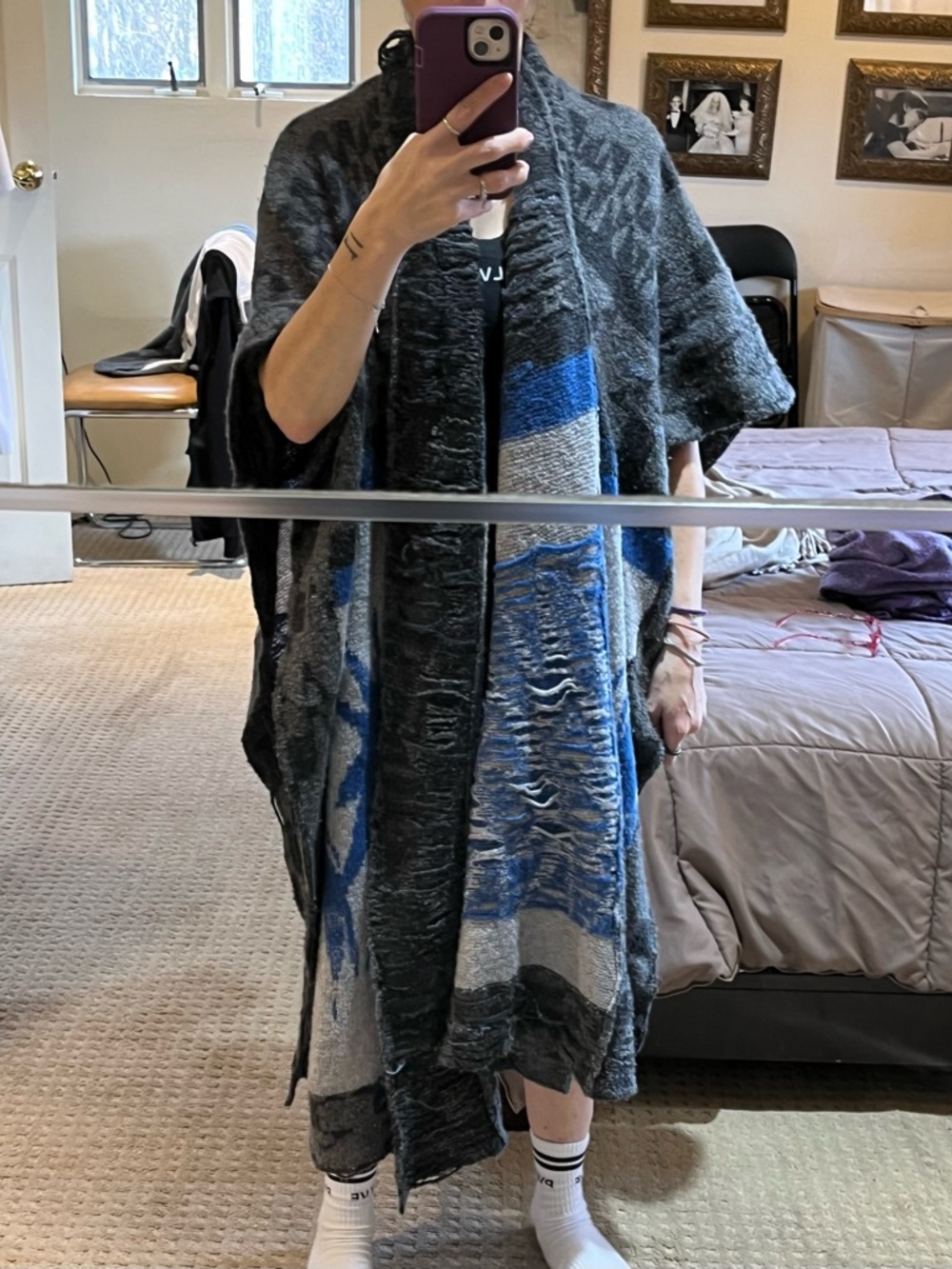 Casmari Cashmere Over Shoulder Hand Loomed Shawl.